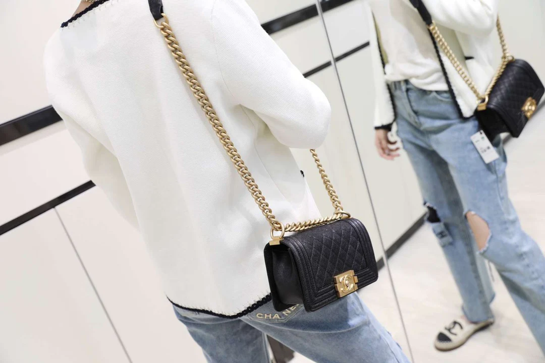 Chanel Boy 20 см - эталонный размер