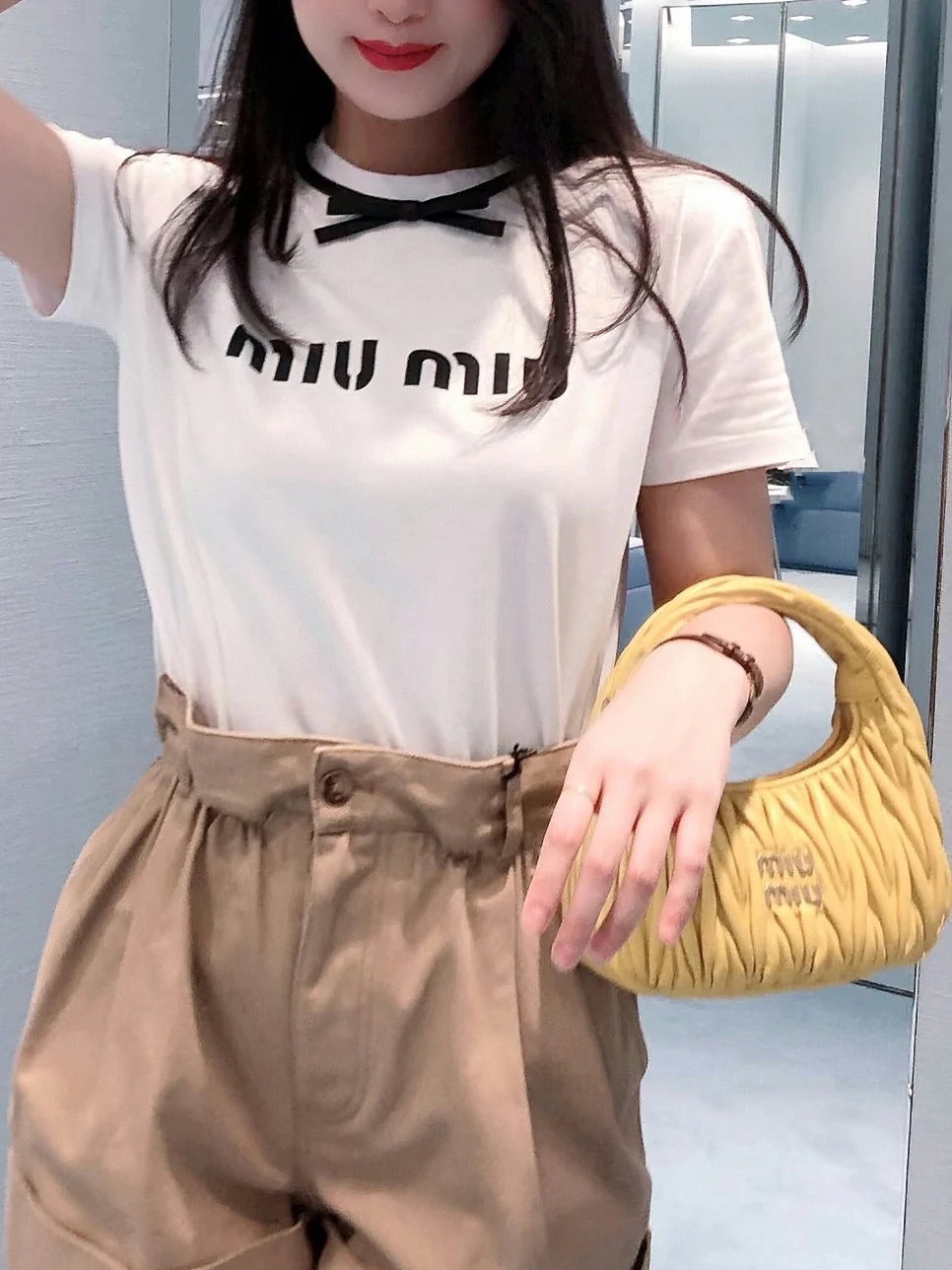 Миниатюрная сумочка Miu Miu-5bm850-??????-??????- из овечьей кожи, желтая.