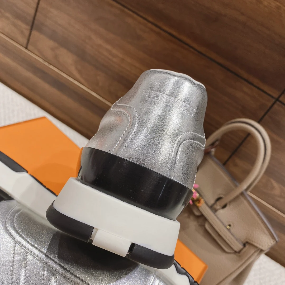 Новинка весны 2022 года от Hermes - Кожаные повседневные кроссовки - Унисекс - Серебристые