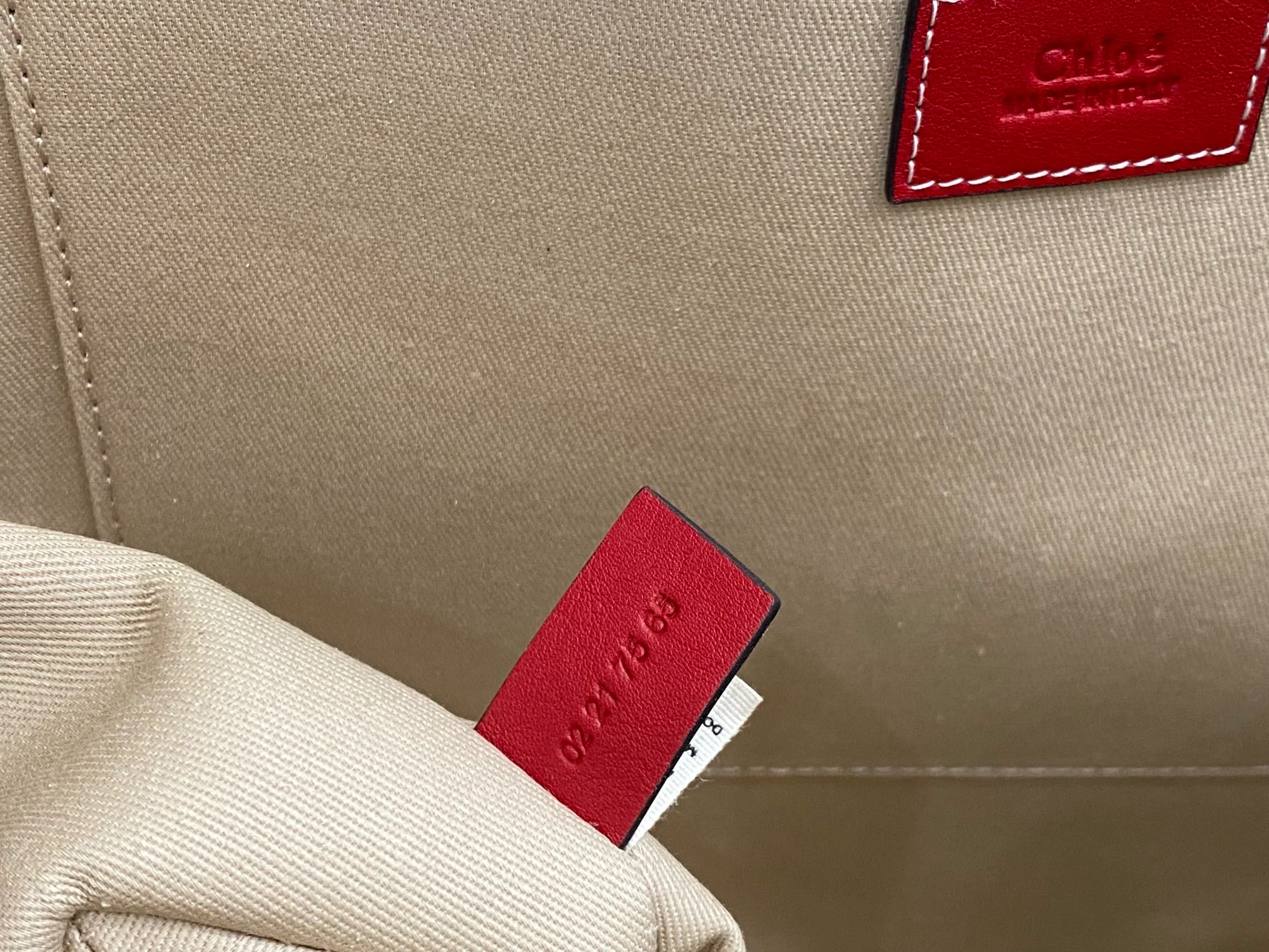 Сумка-тоут Chloe Woody, малиново-красная, большая.