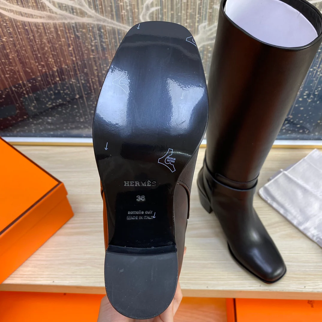 Сапоги на высоком каблуке Hermes 2024 — черные