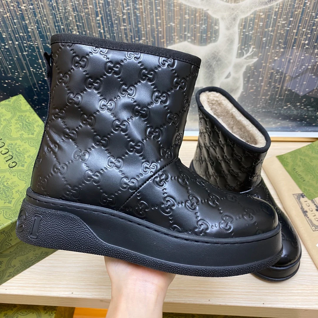 Gucci 2024 - Замшевые сапоги с нубуковым воротником - Черные