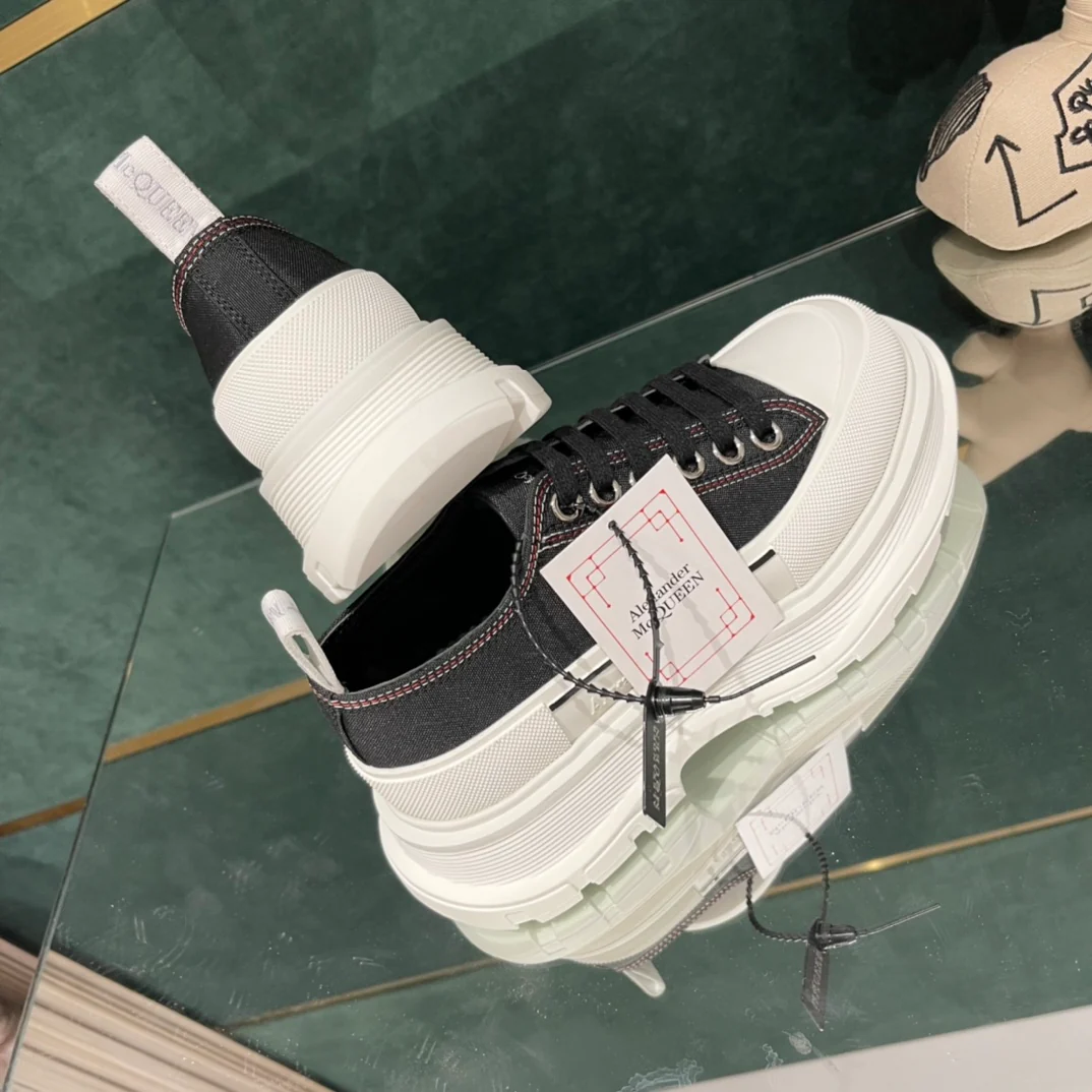 Парные кеды на платформе McQueen