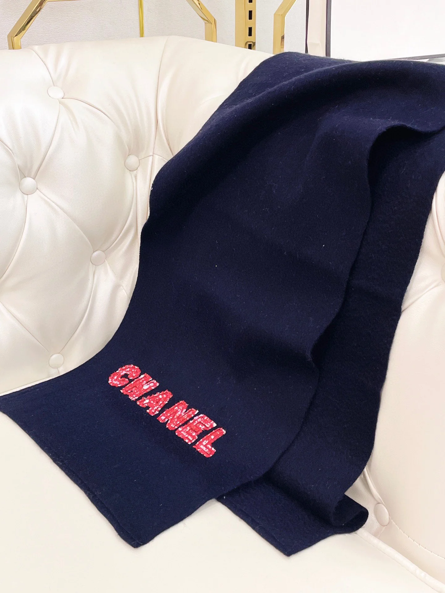 Однотонный кашемировый шарф Chanel - 100% кашемир