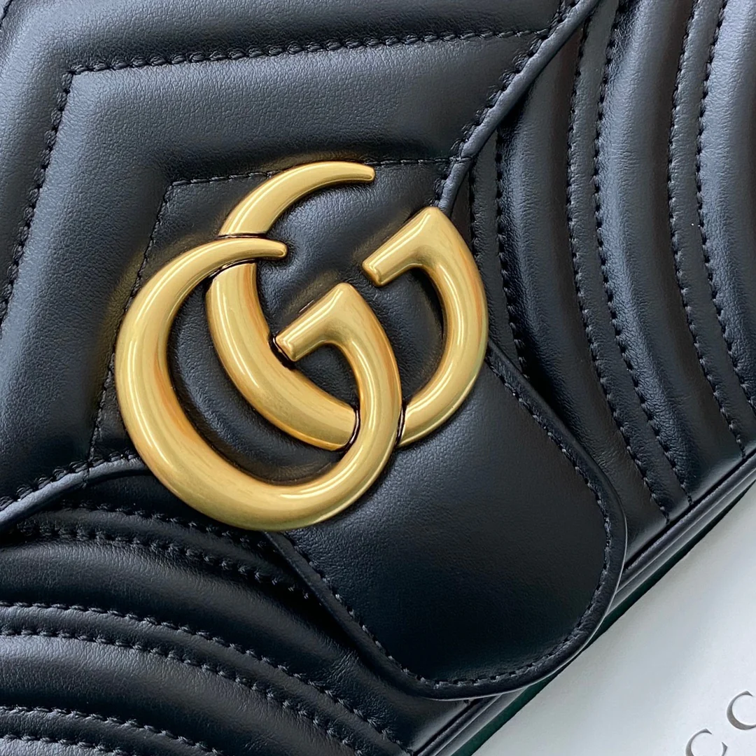 Gucci Marmont Black Medium 26cm - 26-7-5cm