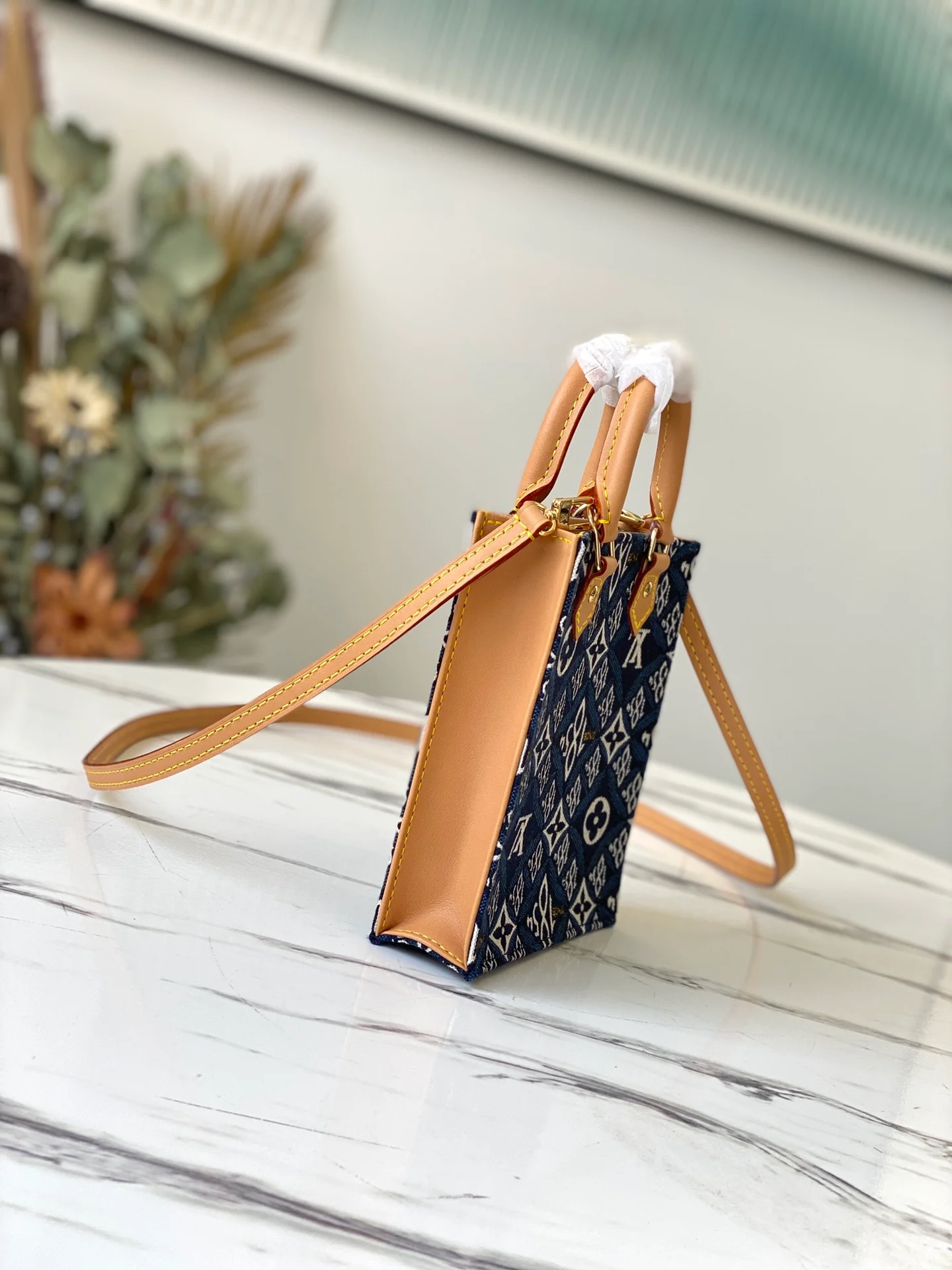 lv-m80288-petit-sac-plat-handbag