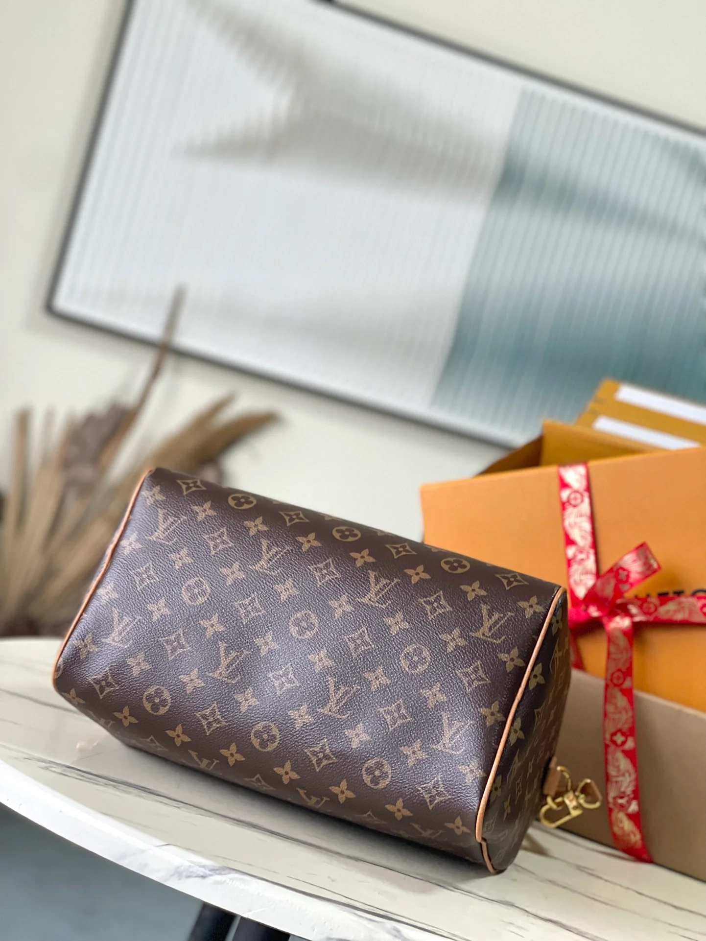 LV-n87212-speedy-soft-30-dark handbag-light brown