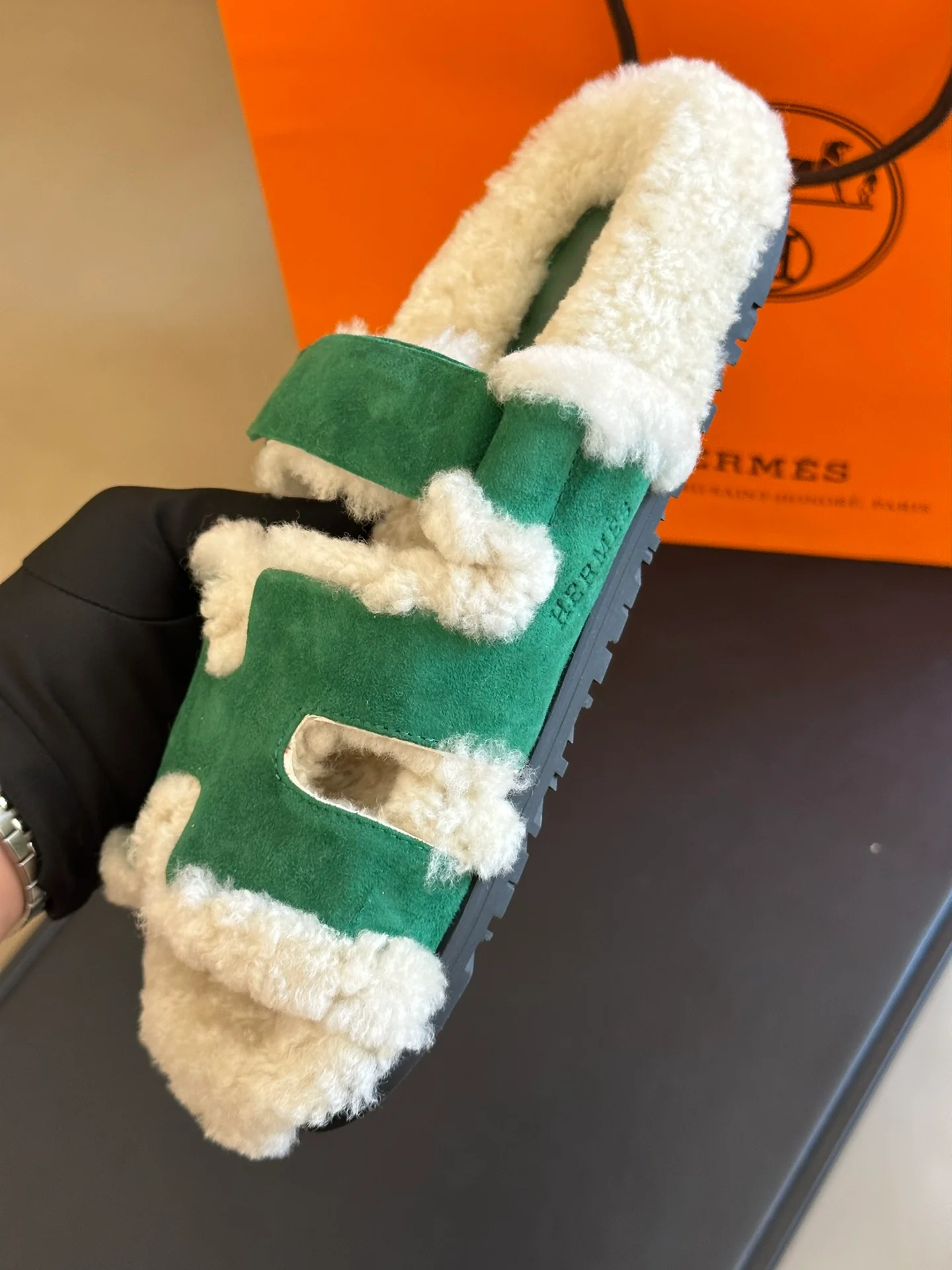 Тапочки Hermes Second Uncle 2024 — зеленые