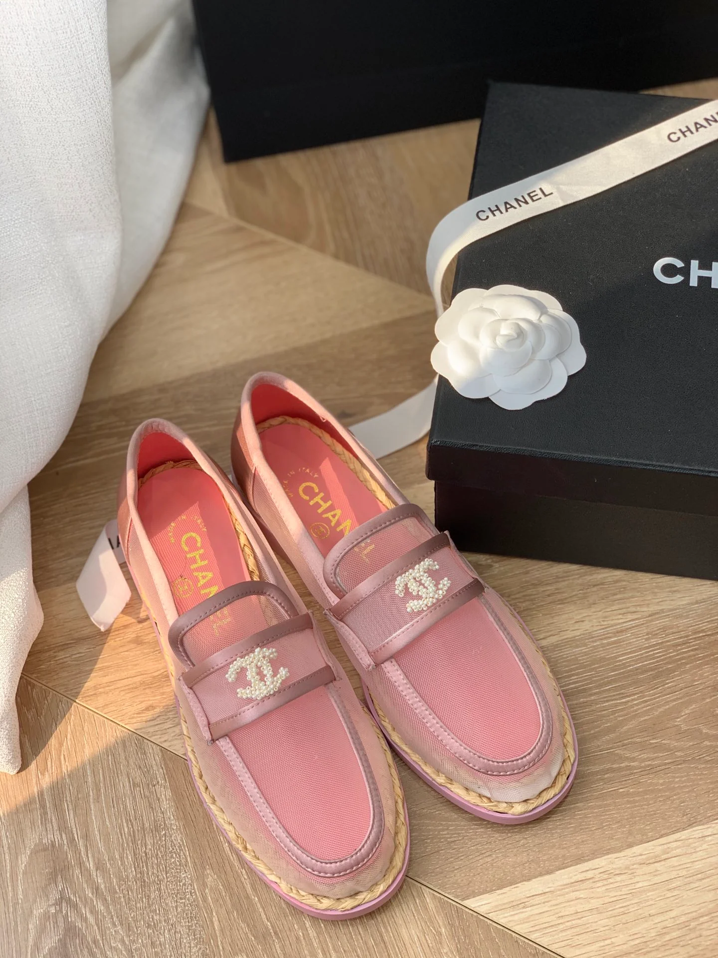 Chanel - Прозрачные лоферы