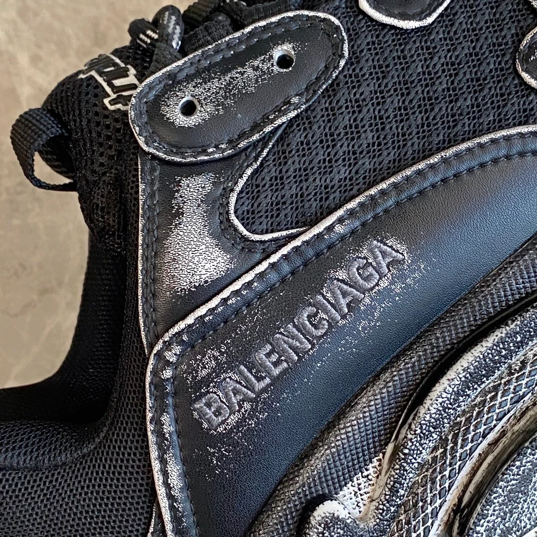 Balenciaga - Dad Shoes - 19