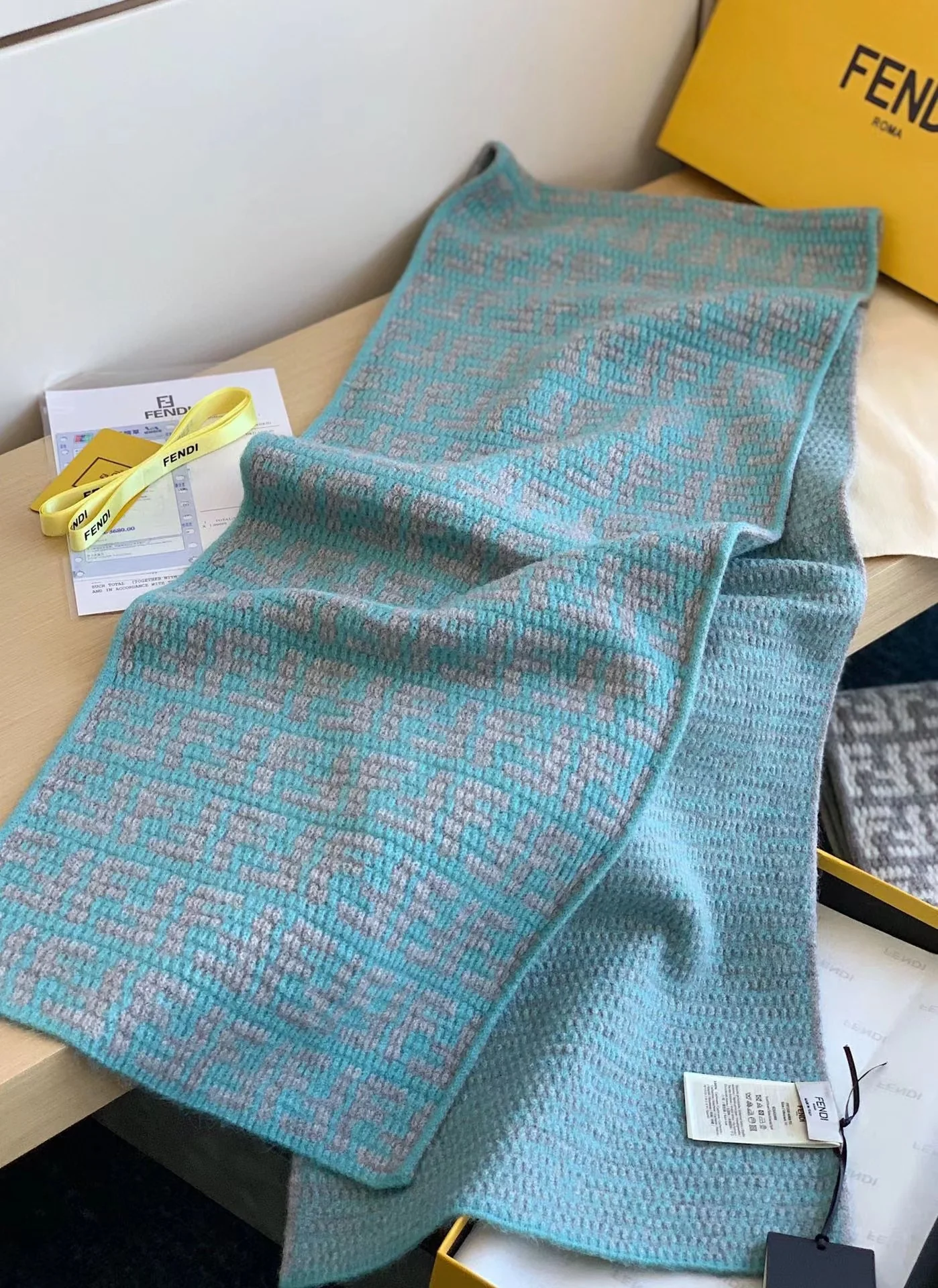 Классический шарф Fendi с монограммой - шерсть и кашемир