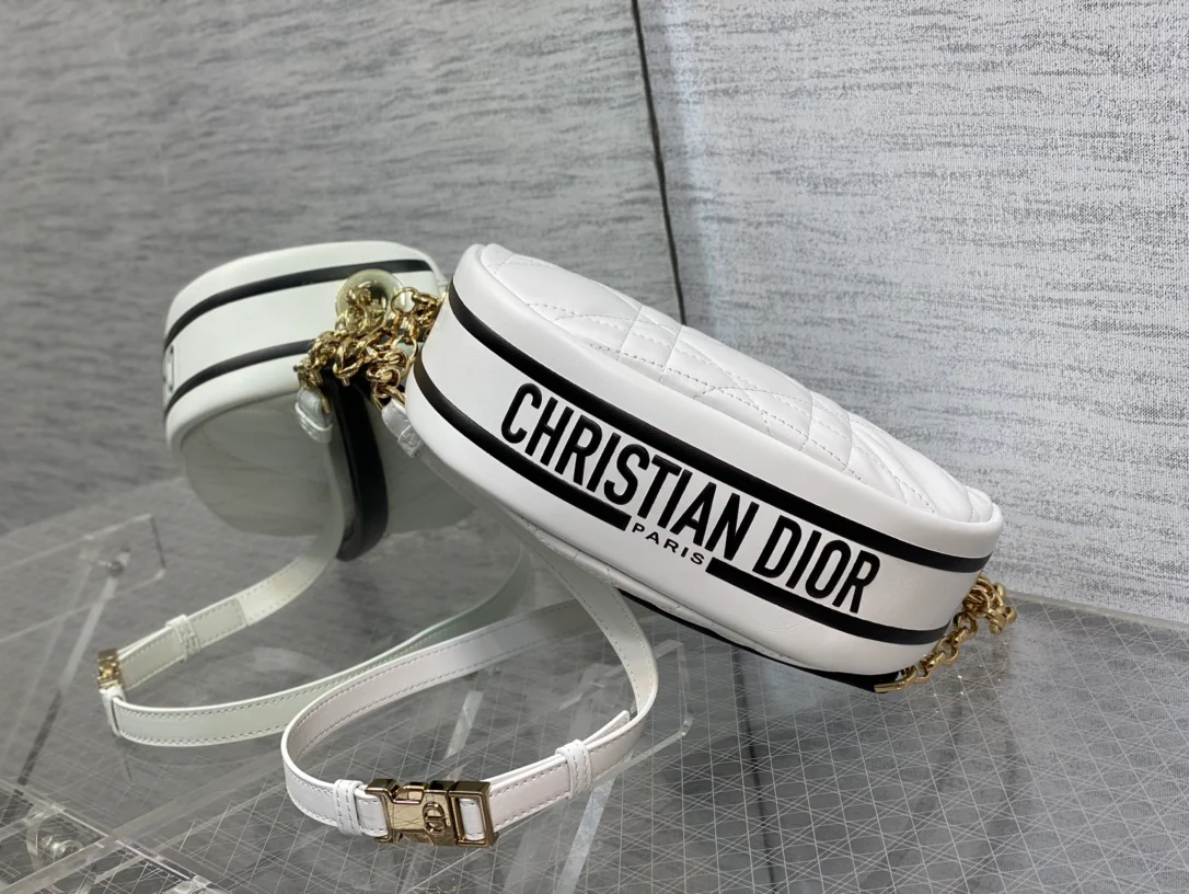 Спортивные сумки Dior-Vibe, серия ?Маленькая?, белые.