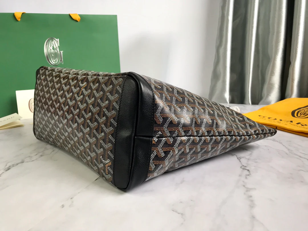 Большая сумка-тоут Goyard на молнии - темно-коричневая.