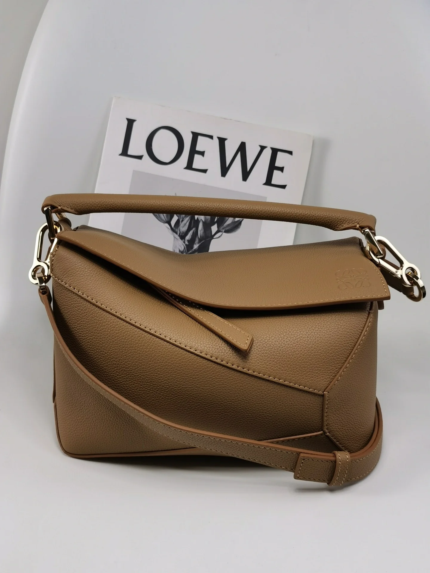 Loewe Puzzle, кожа, коричневый, маленький размер