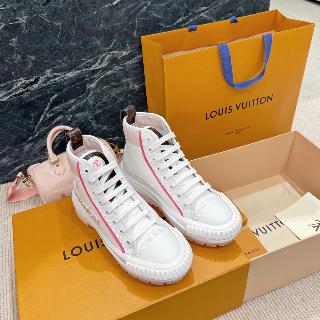 Кроссовки серии LV-Squad - белые и розовые