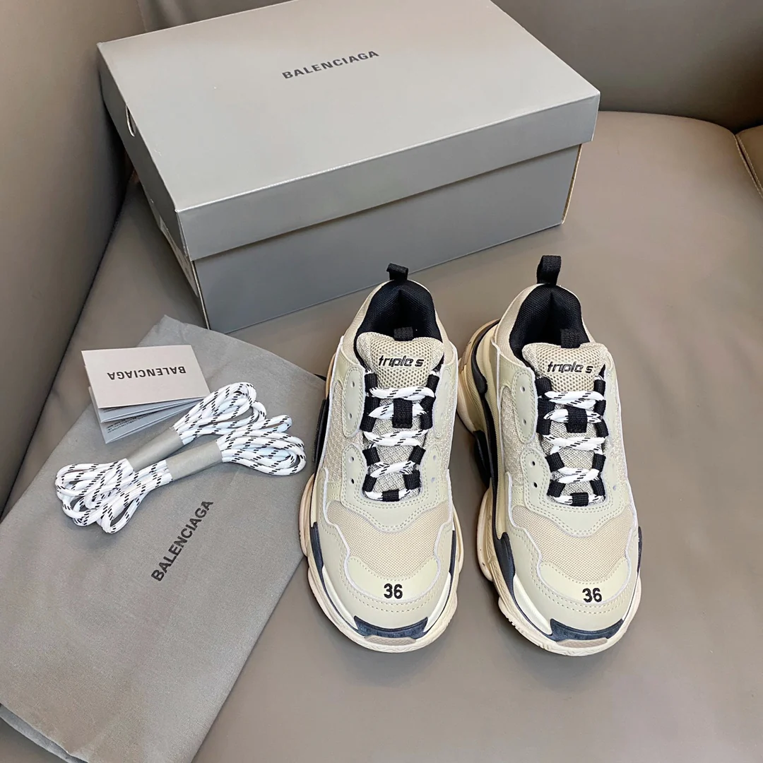 Кроссовки Balenciaga Triples Sporty Chunk, ванильный цвет