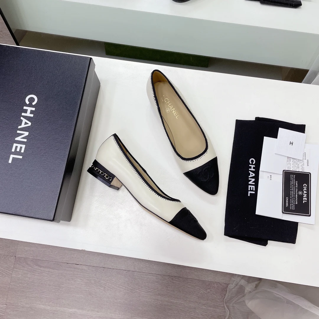 Chanel - Балетки на плечи - Коллекция Goddess