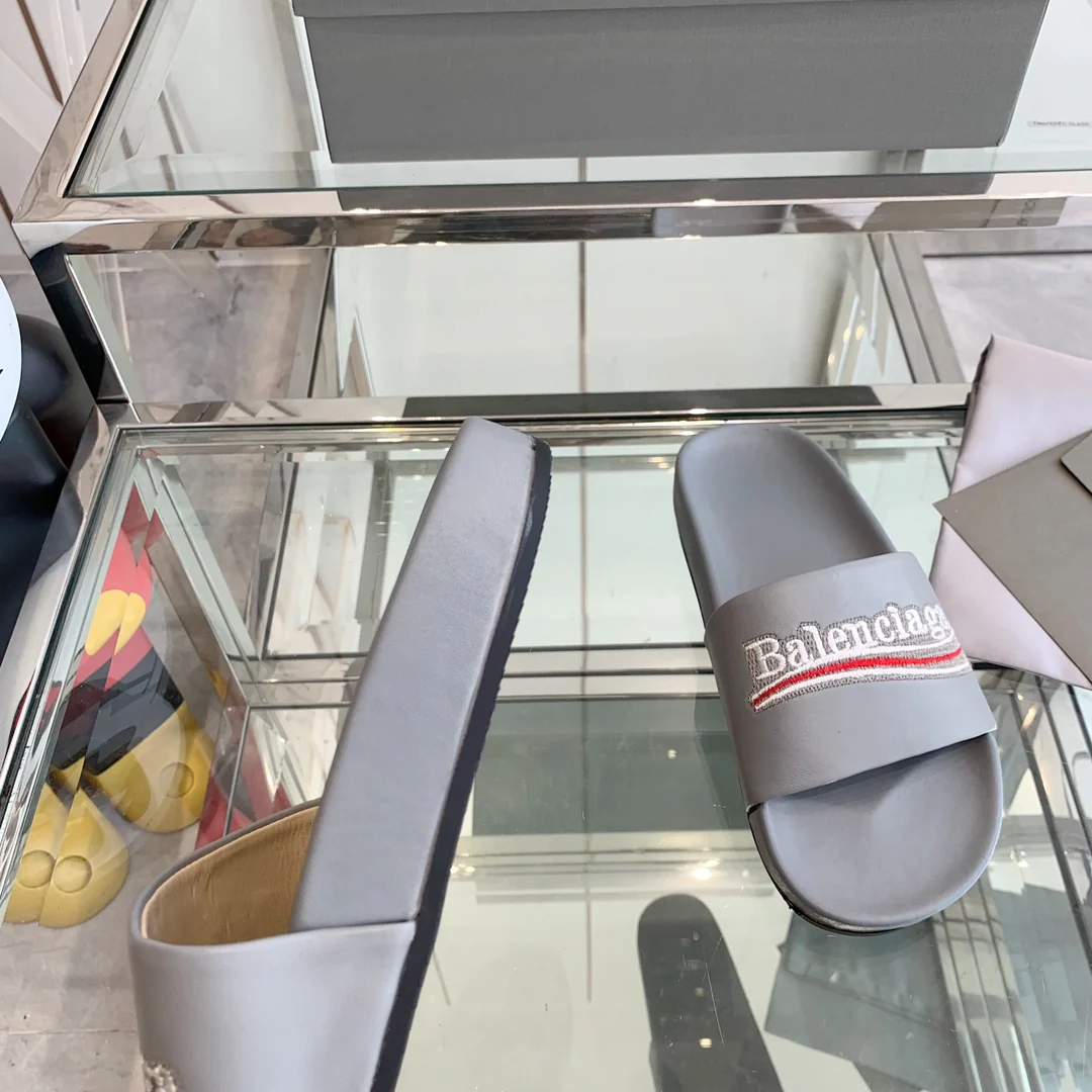 Тапочки Balenciaga Letter - унисекс - серые