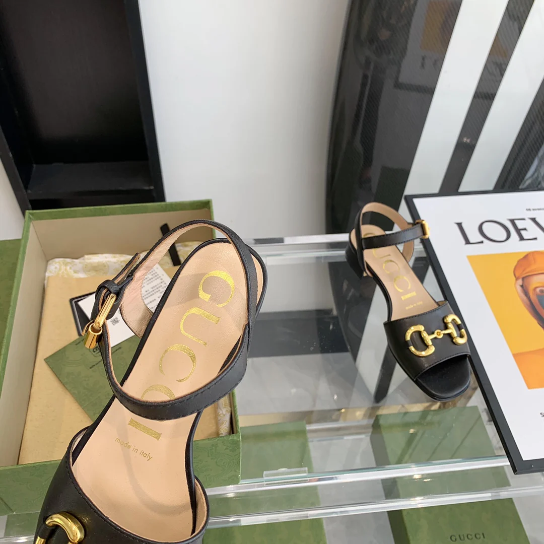 Босоножки Gucci на низком каблуке - 2