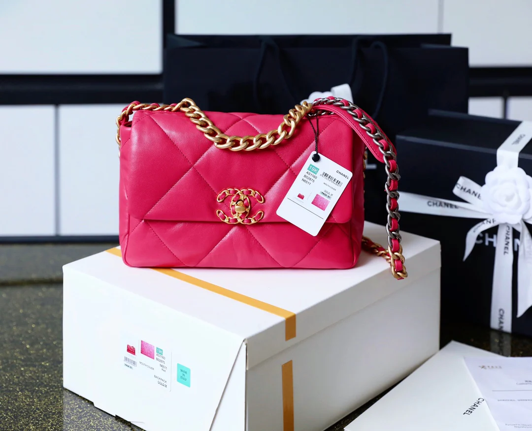 Сумка Chanel 19 - маленькая, розовая