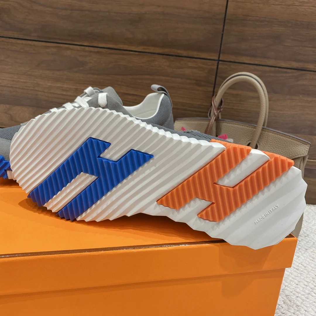 Весенняя коллекция Hermes 2022 — Спортивная повседневная обувь — Унисекс — Серый — 1