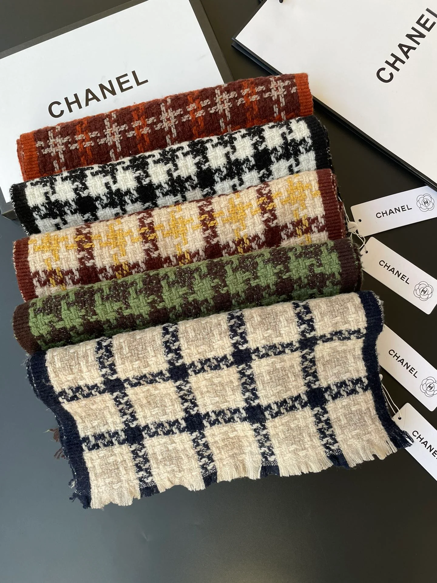 Шарф Chanel из камвольной кашемировой шерсти с двойной перекрестной клеткой - серебряные нити - 80 - овечья шерсть - 20 - кашемир - 38 - 180 см - 1