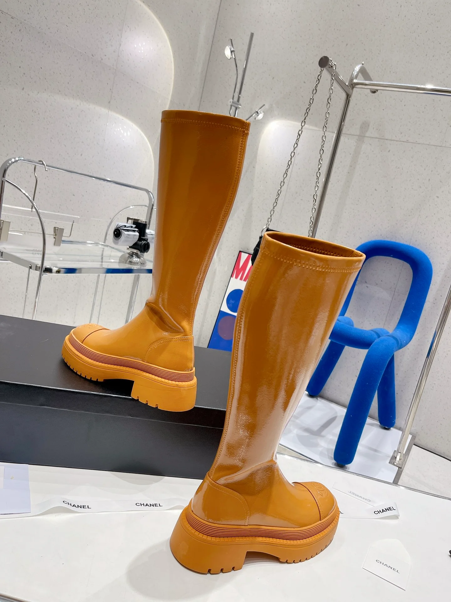 Ботинки Chanel на платформе с эластичным поясом - бежево-желтые