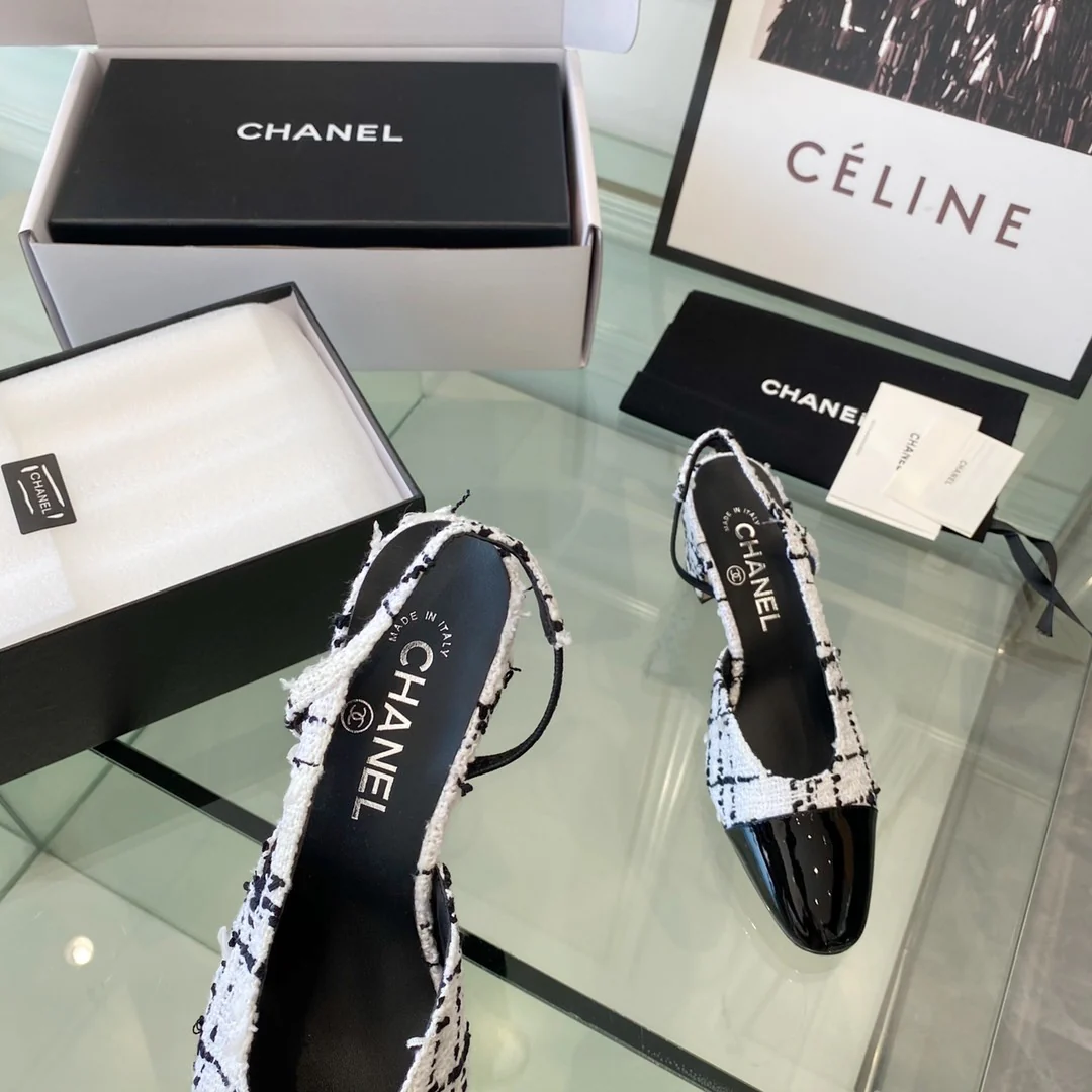 Chanel - Классические сандалии - Туфли на массивном каблуке - Белый клетчатый узор