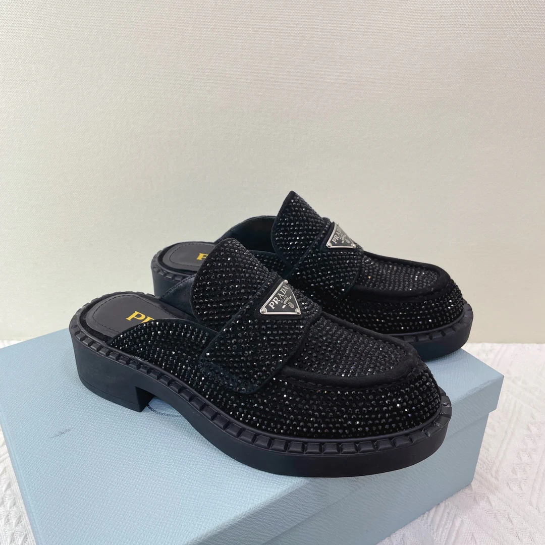 Туфли Prada - украшенные стразами - черные мюли Prada
