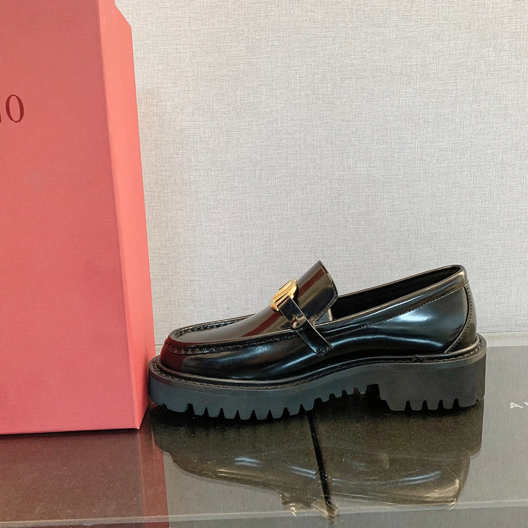 Лоферы на платформе Valentino