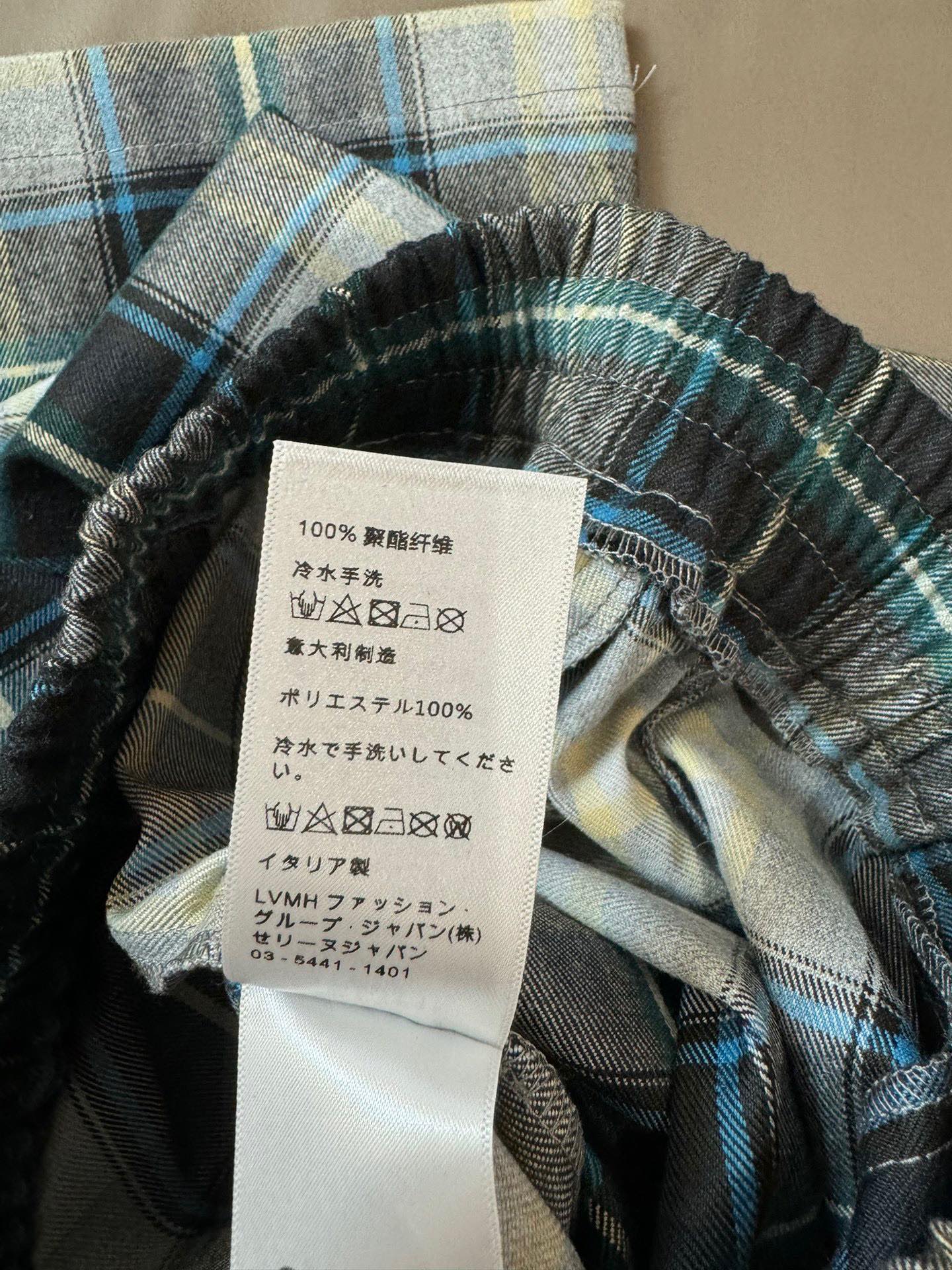 Брюки в клетку Celine 2403 - черные