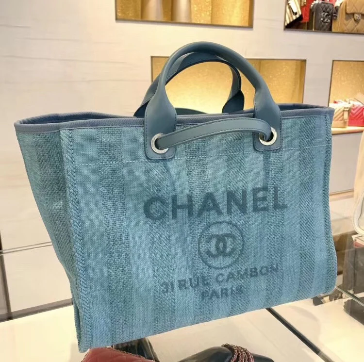 Большая пляжная сумка Chanel