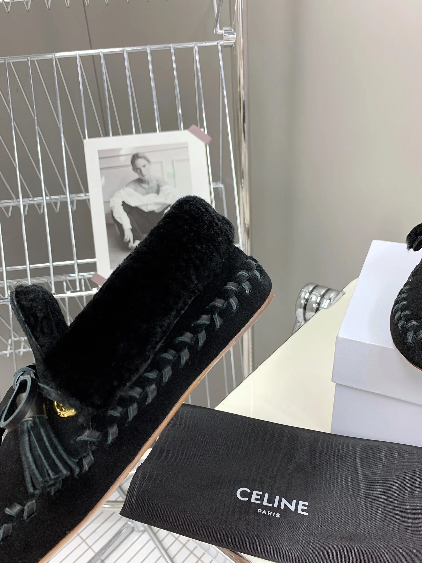 Обувь Celine - Celine - пушистые лоферы - черные