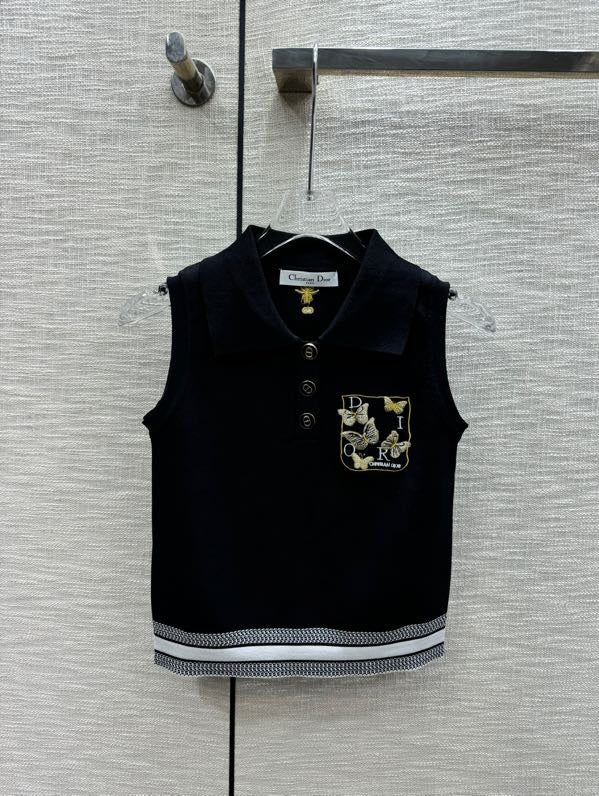 Вязаный жилет Dior 2403 с вышитым воротником-поло в виде бабочки - черный