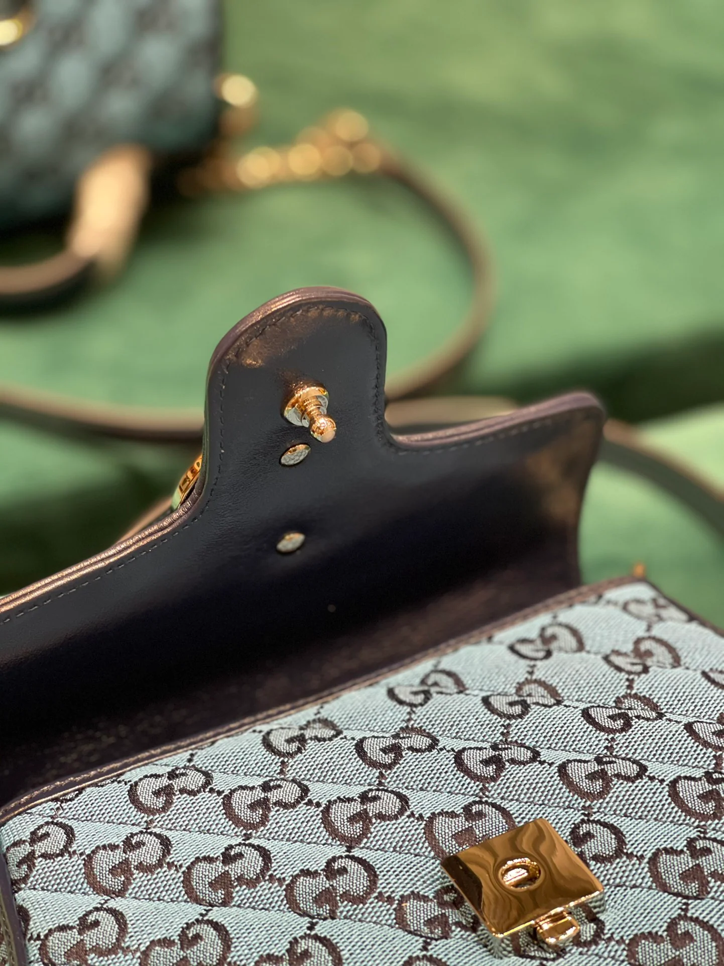 Сумка-тоут Gucci из серии Marmont - 21-15-5-8 см