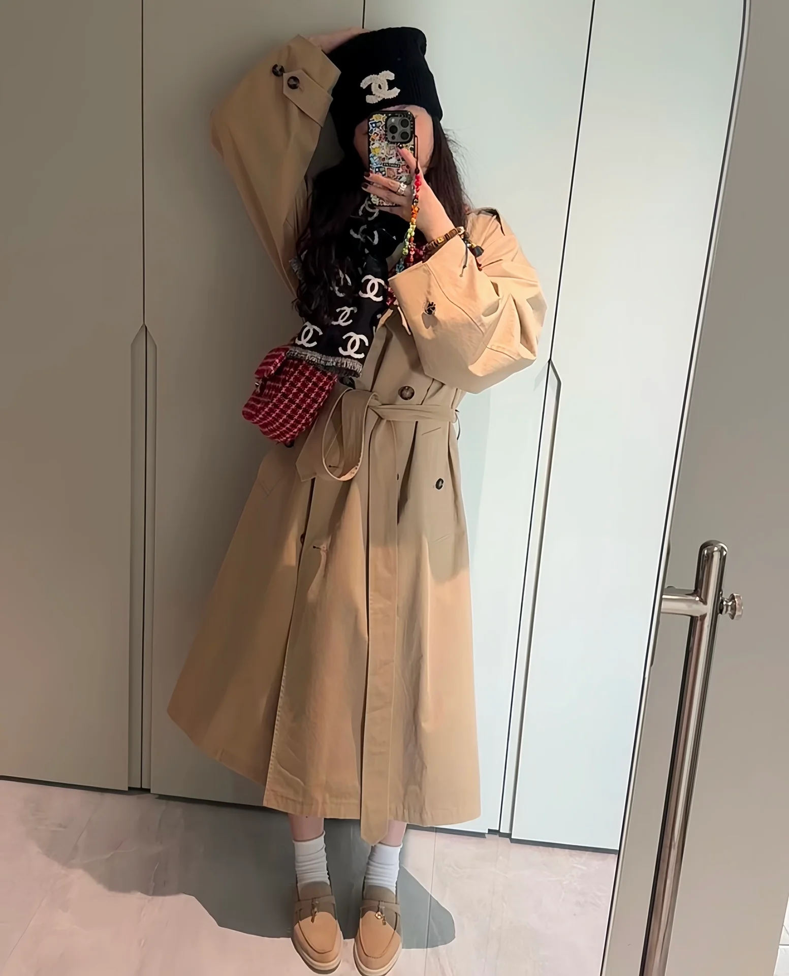 Сумка-хобо Chanel-Plover в красную клетку, полумесяц