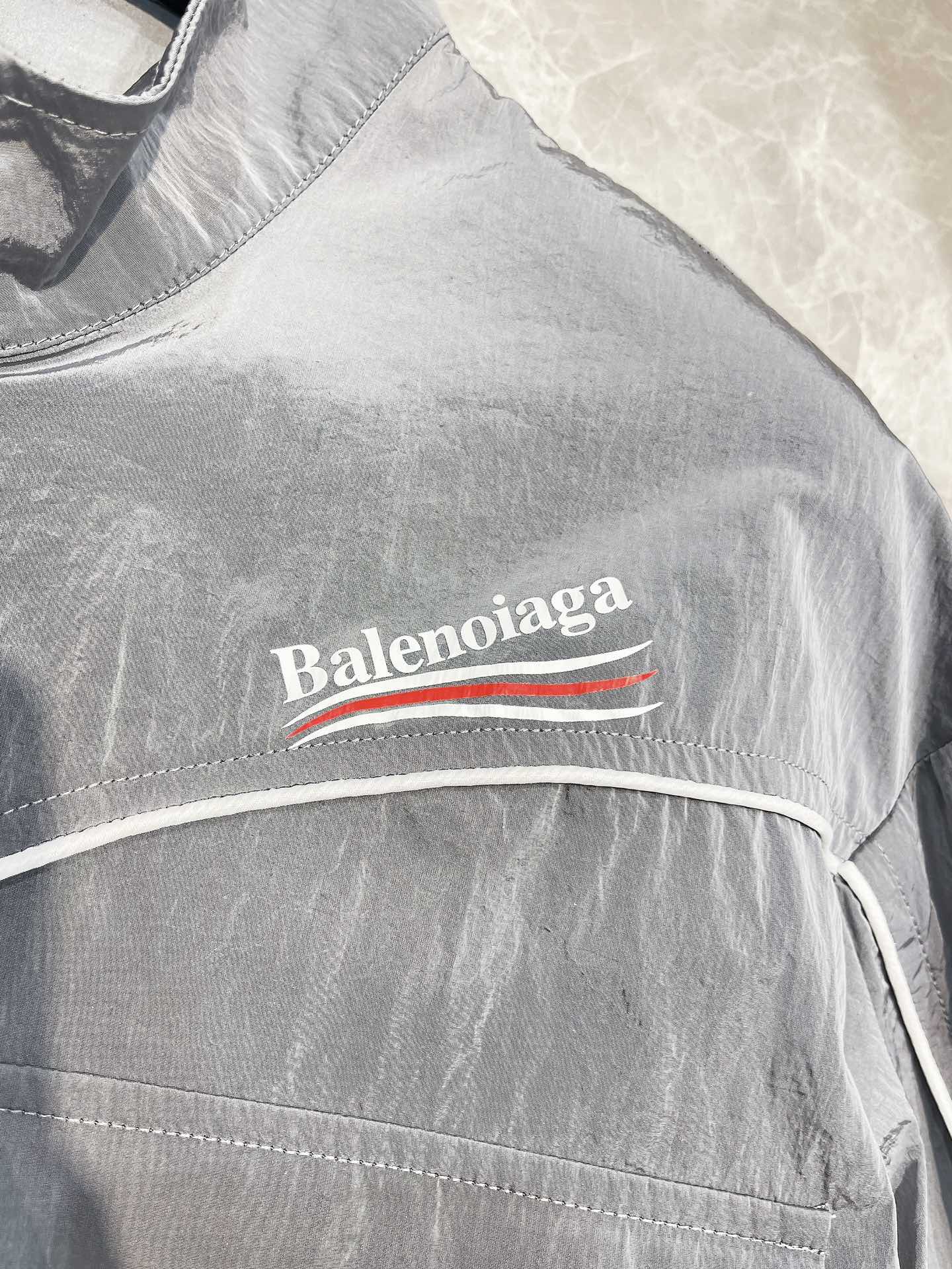 Balenciaga - 2404 - Эксклюзивный бестселлер: высококачественная тонкая одежда для защиты от солнца