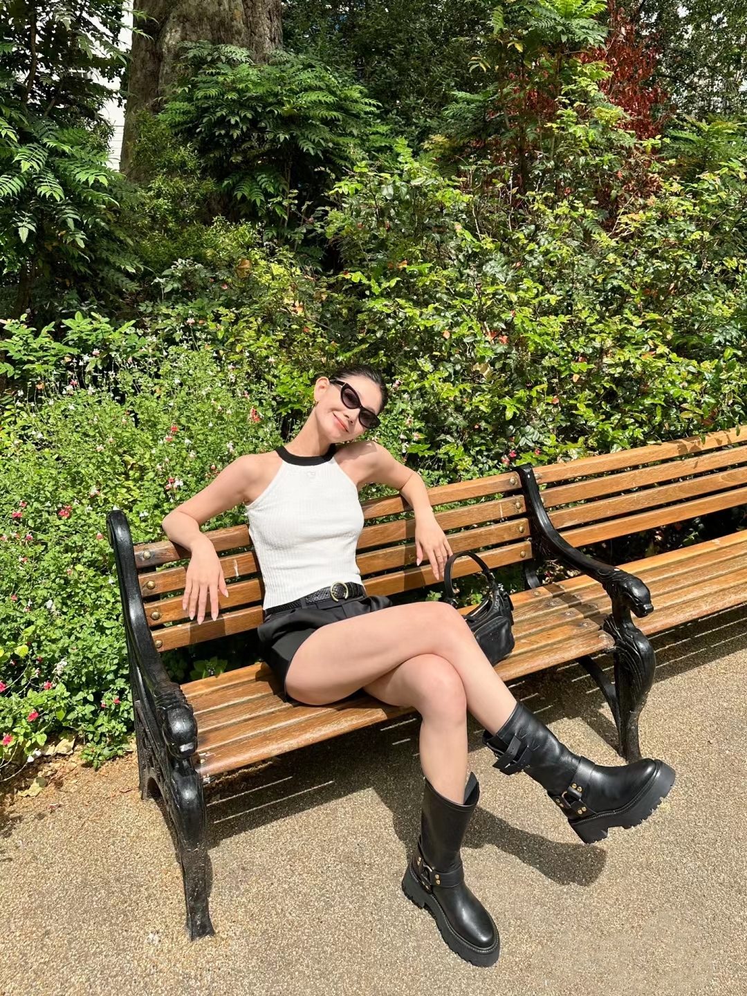 Celine - Новинка сезона осень/зима 2023 - Ретро-ботильоны с тиснением 