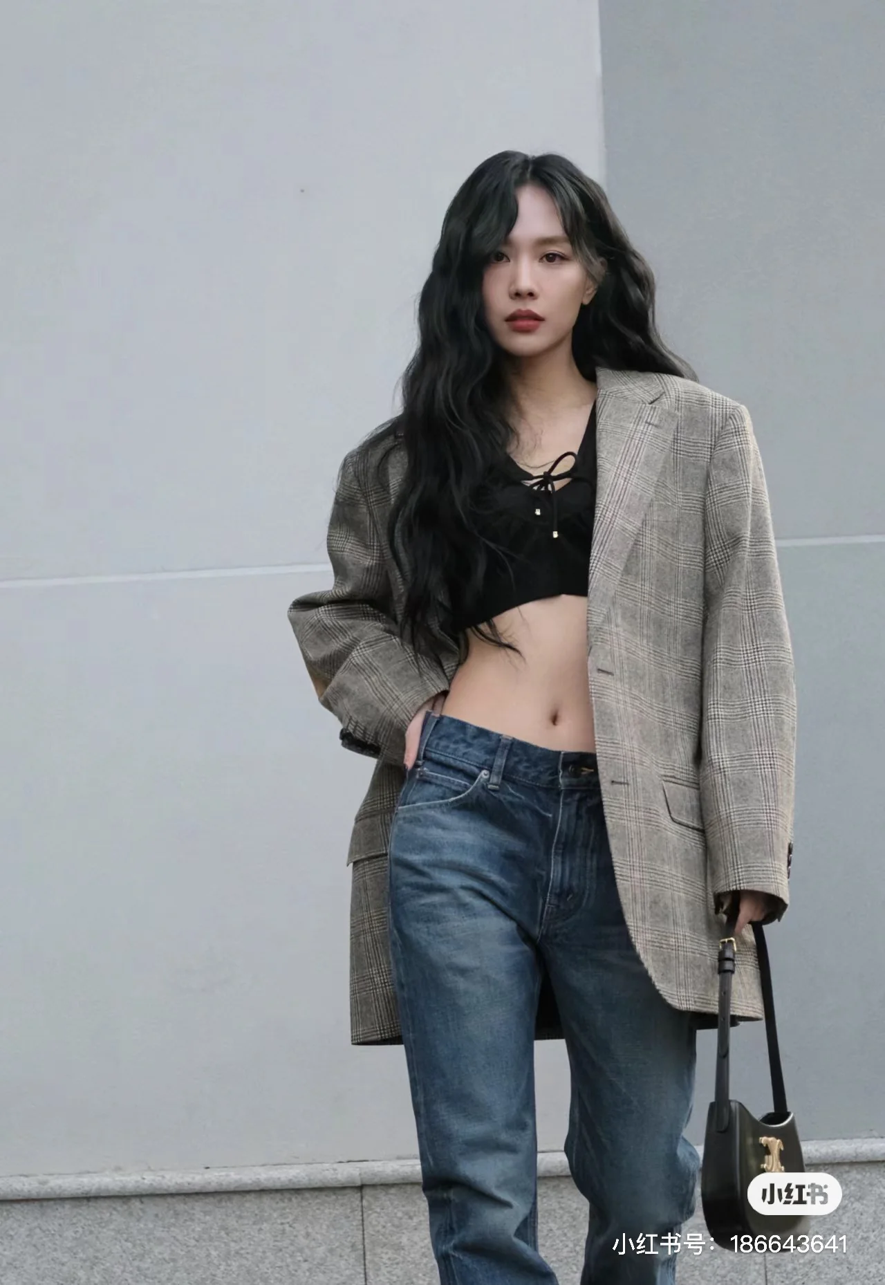 Сумка Celine Tillt - черная (подмышечная сумка)