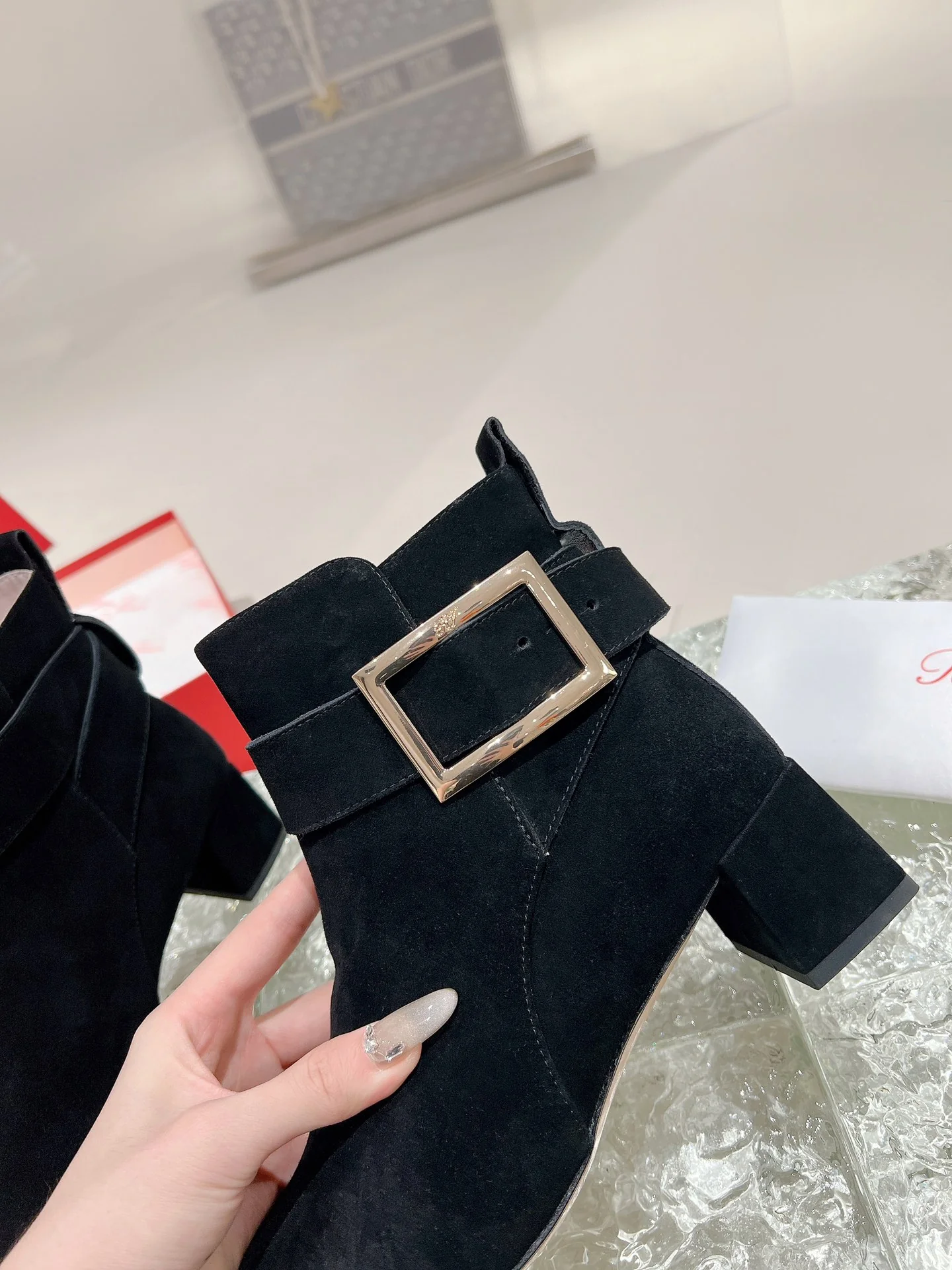 Ботильоны с квадратным носком и пряжкой - 2024 - Замшевые кожаные ботильоны - Черные