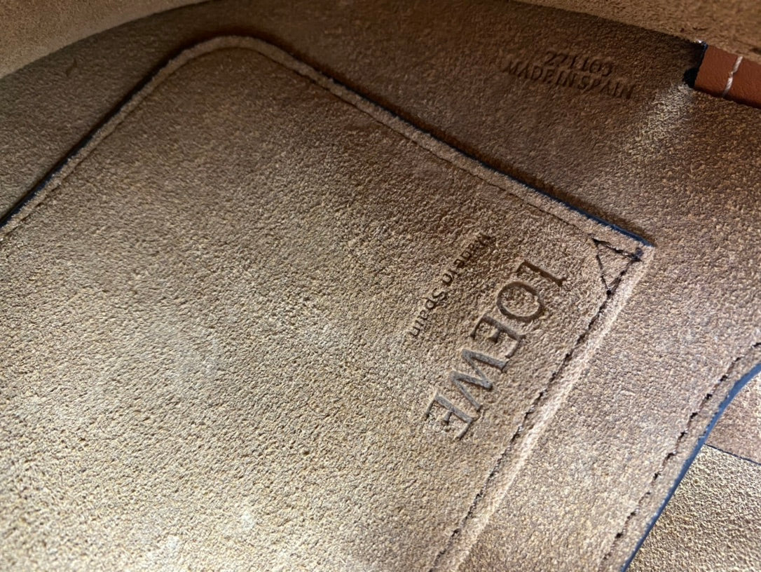 Loewe-gate-mini-21x12-5x9-5-cm-12