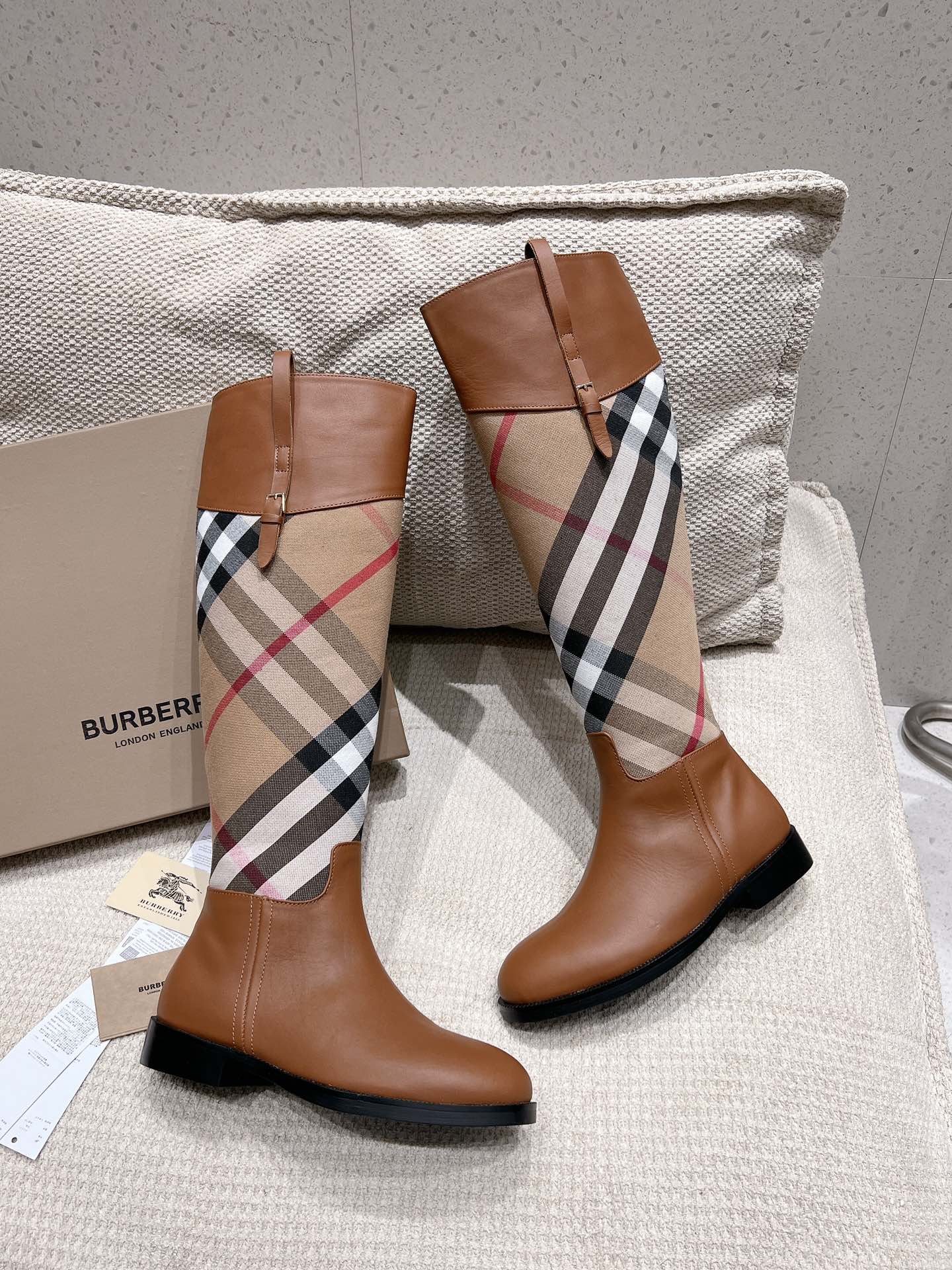 Ботинки Burberry в клетку 2024 года - Кофейно-коричневый