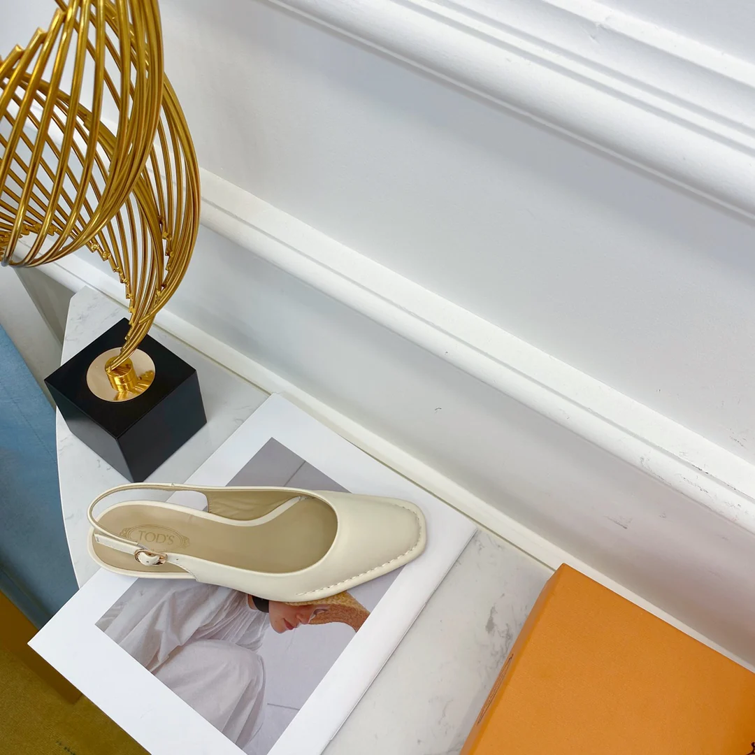 Tods - Сандалии на низком каблуке