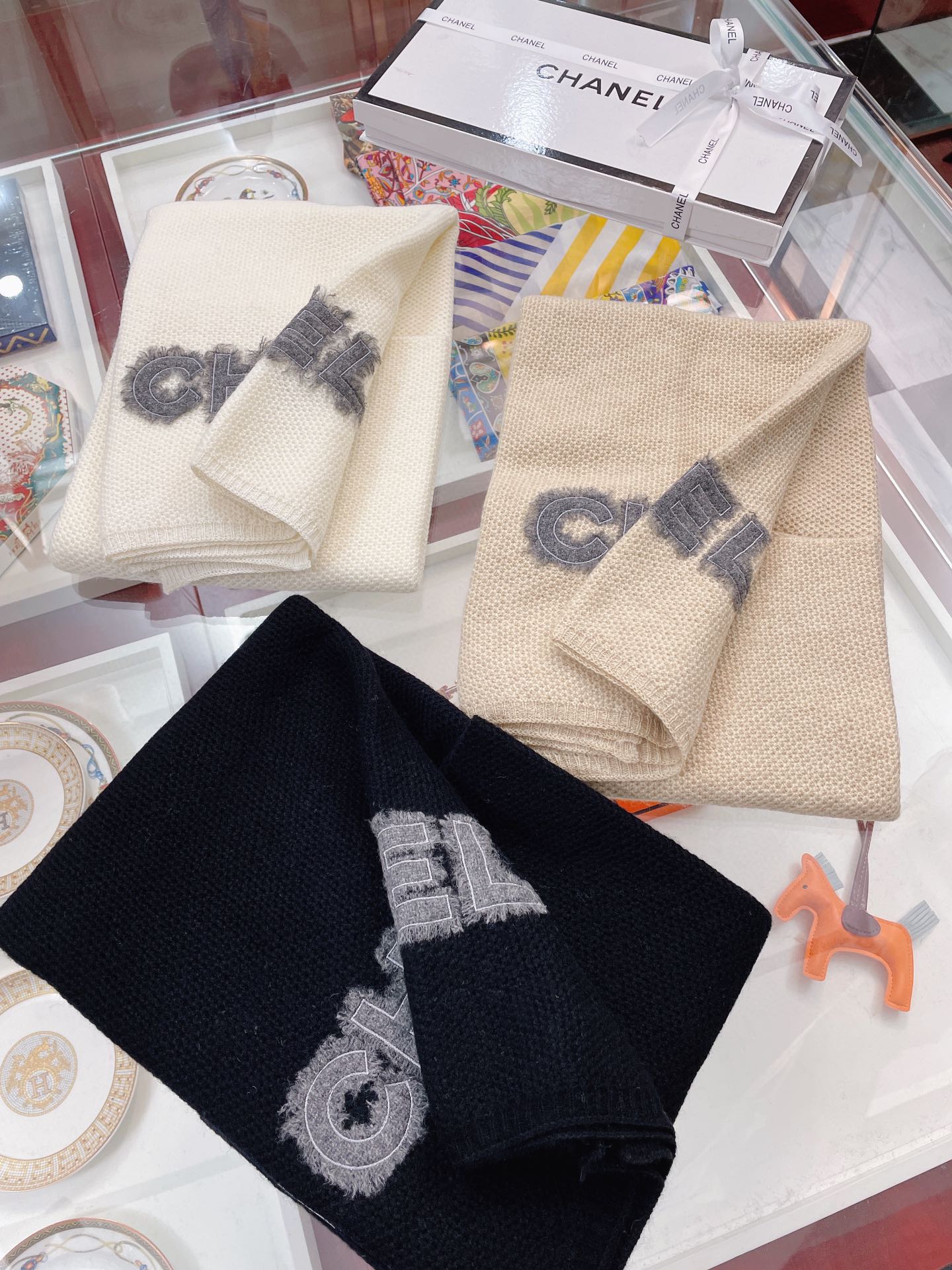 Кашемировый шарф Chanel