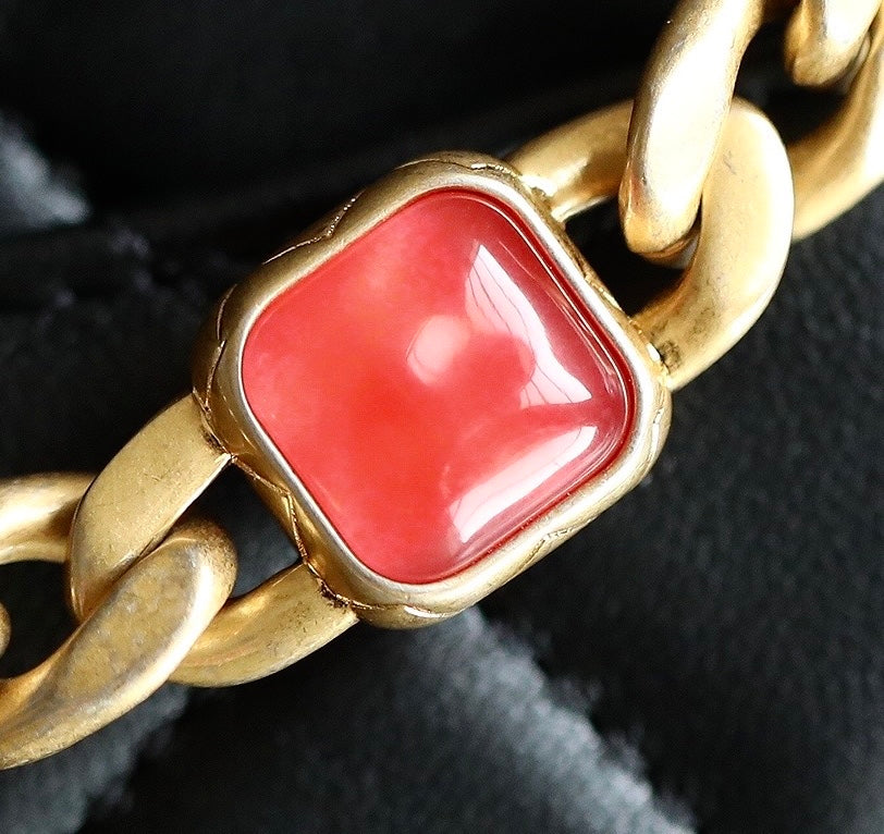 Сумка Chanel CF с клапаном и цепочкой с драгоценным камнем