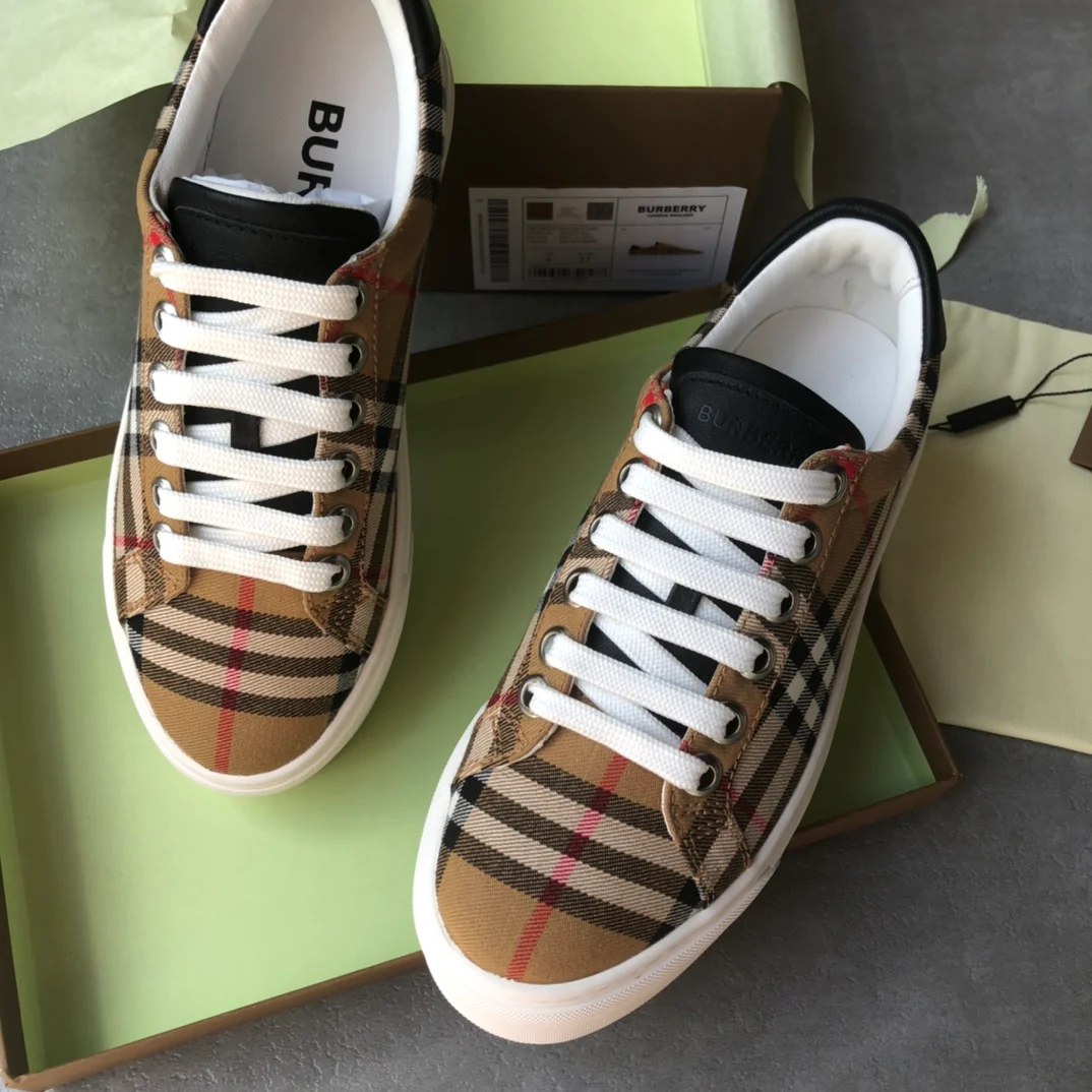Burberry - Повседневные кроссовки - Парный стиль - В клетку