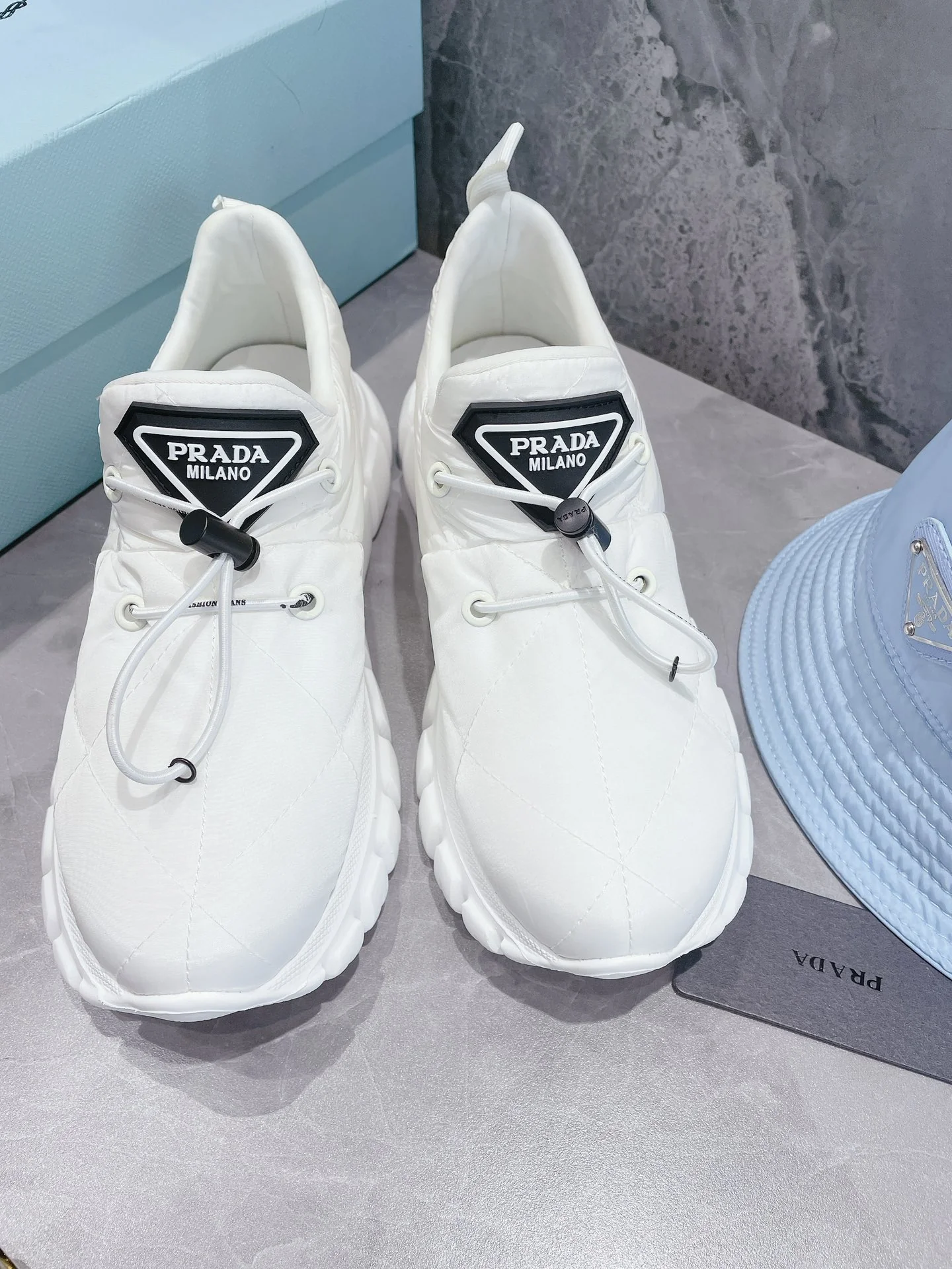 Обувь Prada - Prada - ультралегкая - кроссовки для бега - повседневная обувь - белая