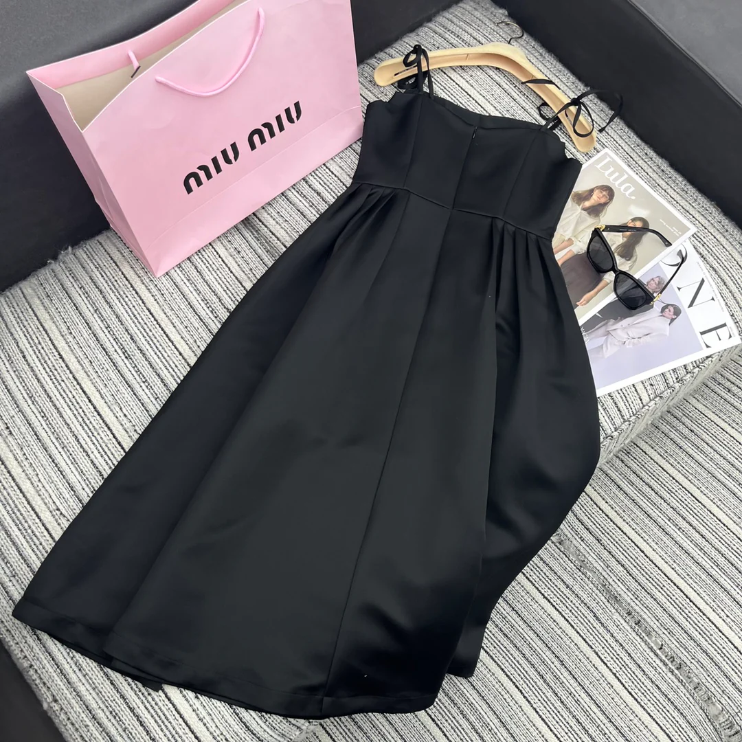 Miu Miu - 2404 - Новое платье-майка, расшитое бисером и пайетками.