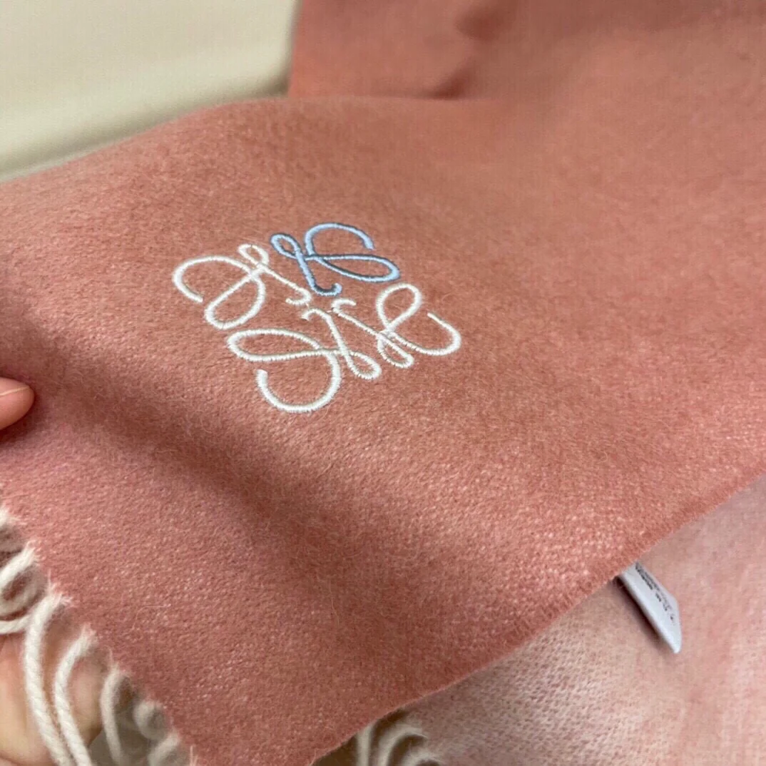 Шарф ?Лолита? с вышивкой ?Водяная рябь? — 100 г — Кашемир — Розовый