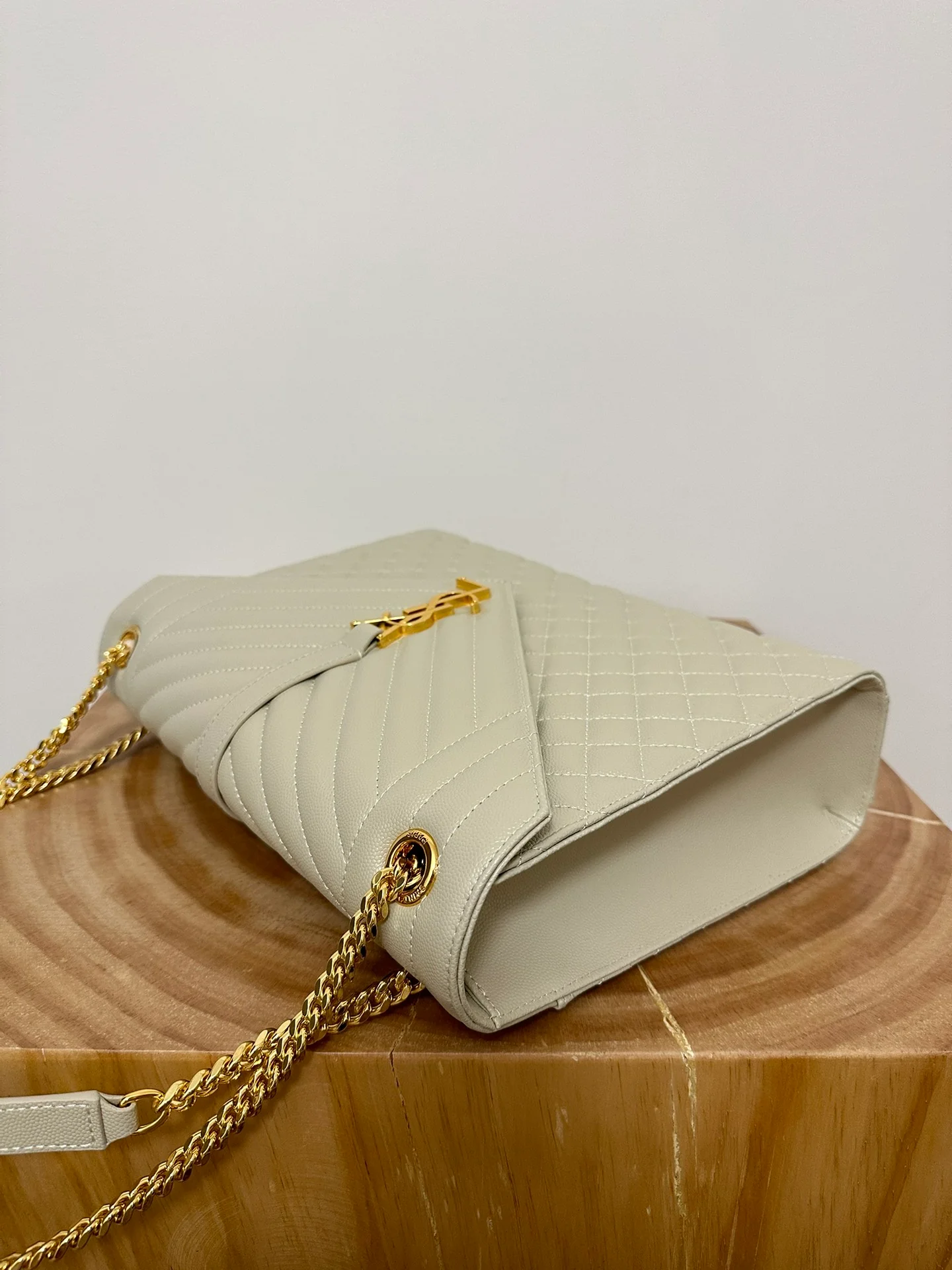 YSL Envelope - Off white